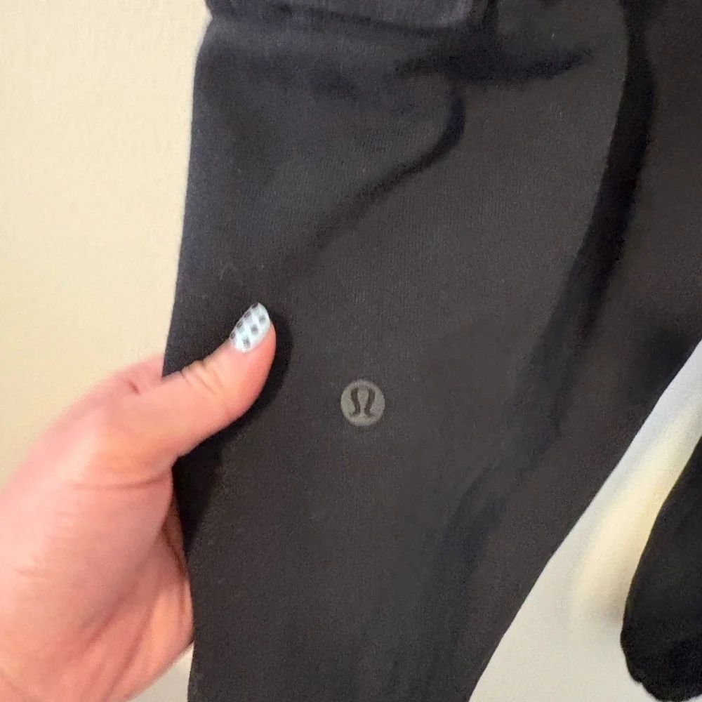 Lululemon Scuba Mid-Rise Oversized Cargo Jogger Small